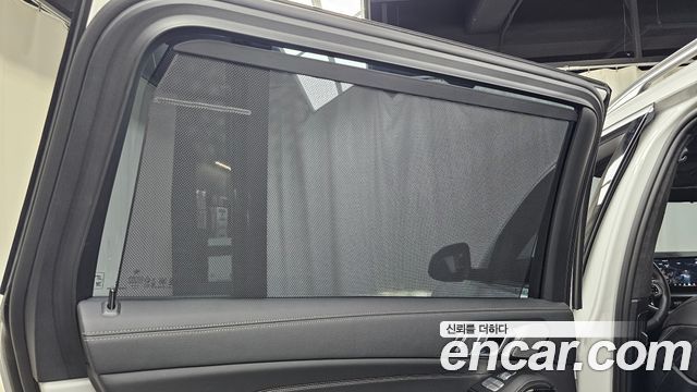 BMW X7 2025 — photo 29