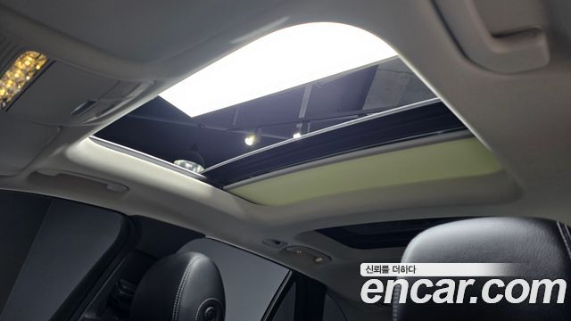 Mercedes-Benz GLC-Class 2019 — photo 23
