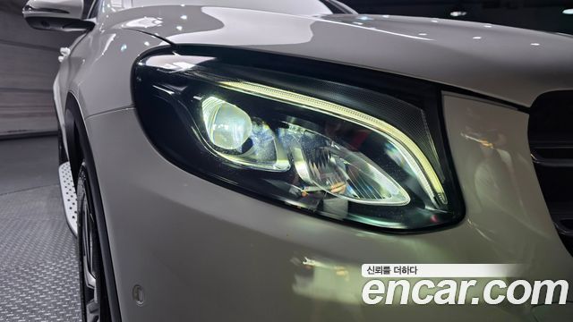 Mercedes-Benz GLC-Class 2019 — photo 8