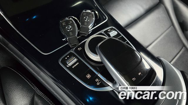 Mercedes-Benz GLC-Class 2019 — photo 30