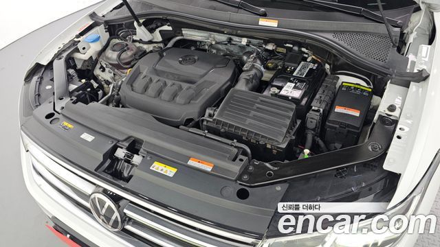Volkswagen Tiguan 2023 — photo 6