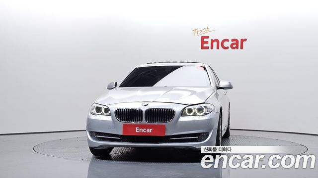 BMW 5-Series 2013 — photo 3