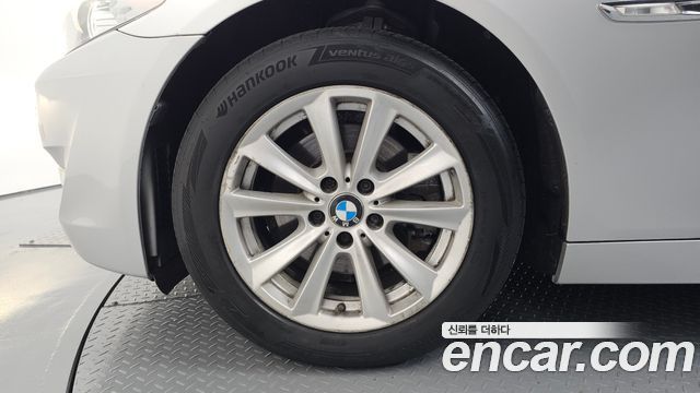 BMW 5-Series 2013 — photo 5