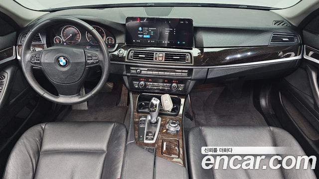 BMW 5-Series 2013 — photo 7