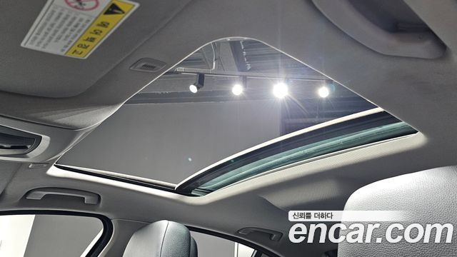 BMW 5-Series 2013 — photo 19