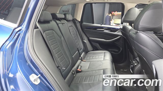 BMW X3 2019 — photo 18