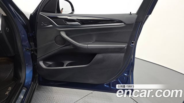BMW X3 2019 — photo 14