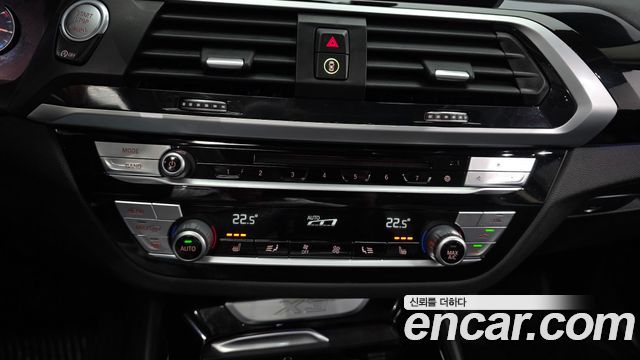BMW X3 2019 — photo 29