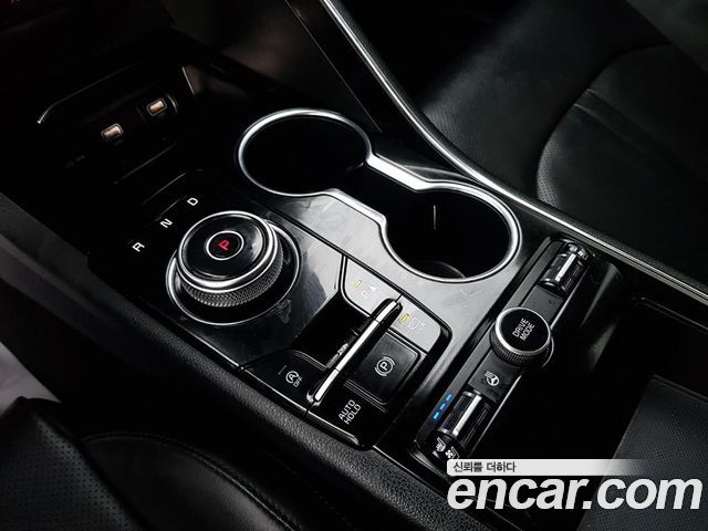 Kia K5 2021 — photo 8
