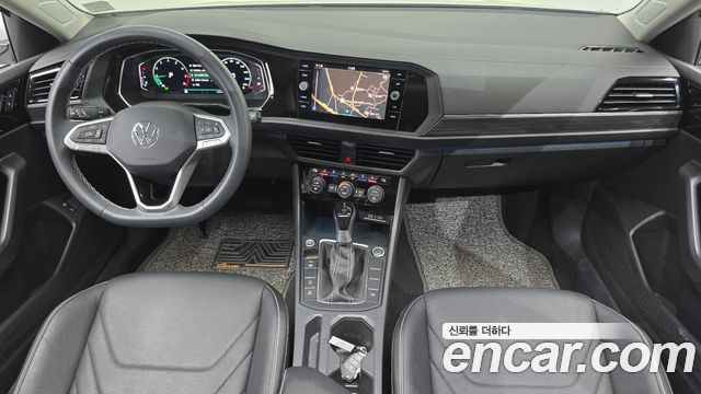 Volkswagen Jetta 2023 — photo 7