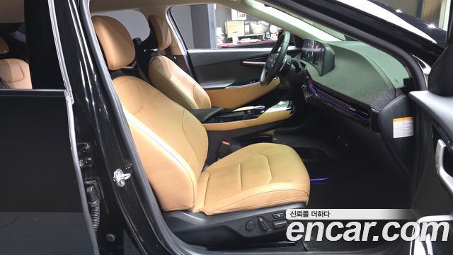 Kia EV6 2022 — photo 17