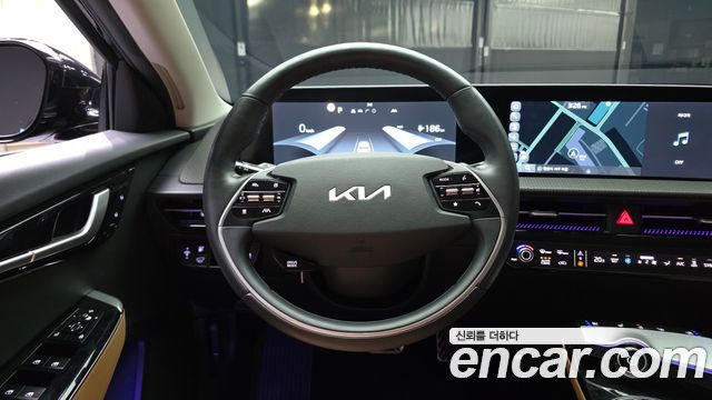 Kia EV6 2022 — photo 19