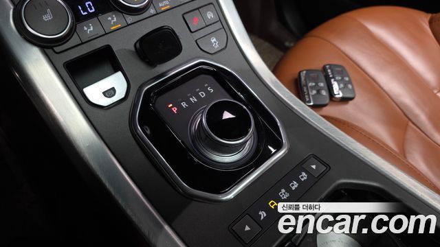 Land Rover Range Rover Evoque 2015 — photo 9