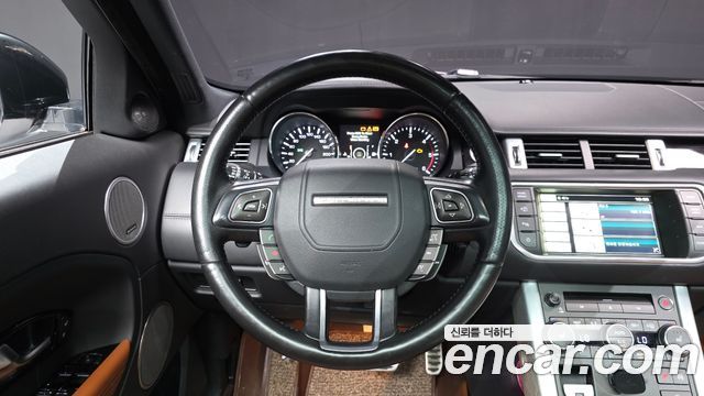 Land Rover Range Rover Evoque 2015 — photo 13