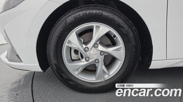 Hyundai AVANTE 2021 — photo 5