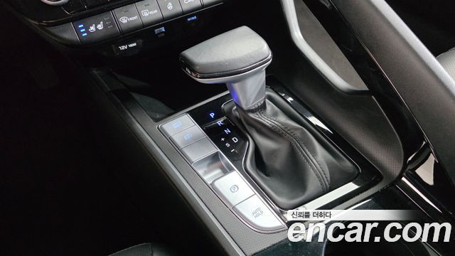 Hyundai AVANTE 2021 — photo 9