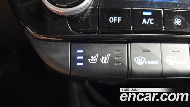 Hyundai AVANTE 2021 — photo 16