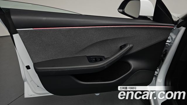 Tesla Model 3 2025 — photo 14