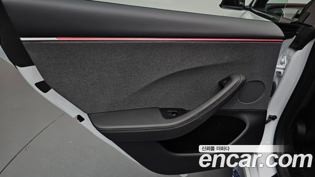 Tesla Model 3 2025 — photo 15