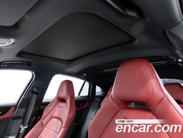 Porsche Panamera 2025 — photo 18