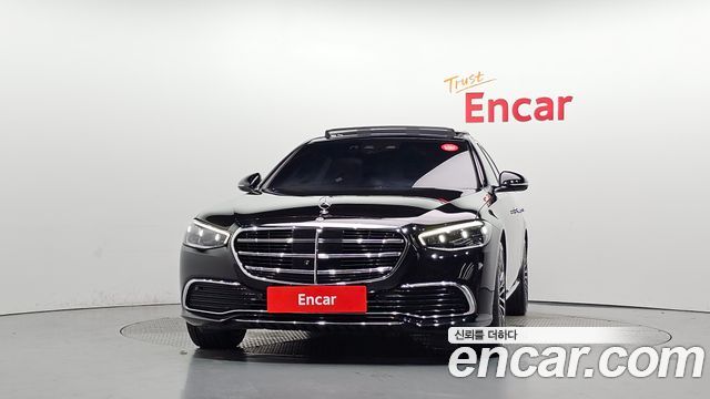 Mercedes-Benz S-Class 2023 — photo 3