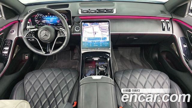 Mercedes-Benz S-Class 2023 — photo 10