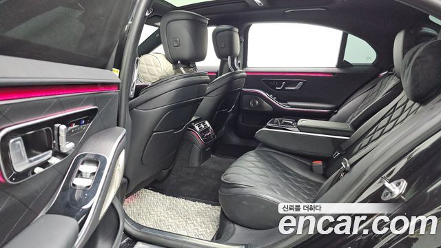 Mercedes-Benz S-Class 2023 — photo 18