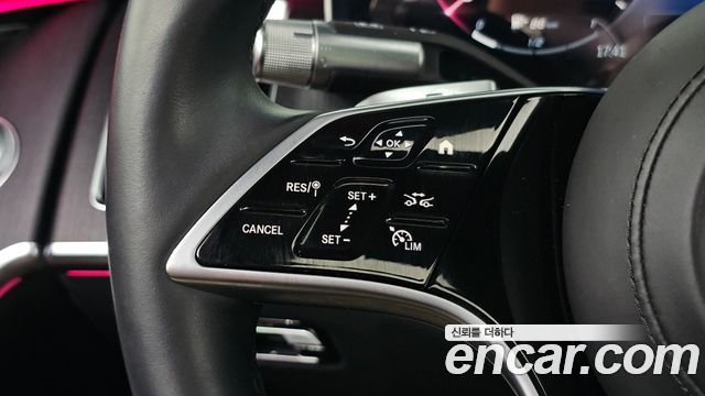 Mercedes-Benz S-Class 2023 — photo 25