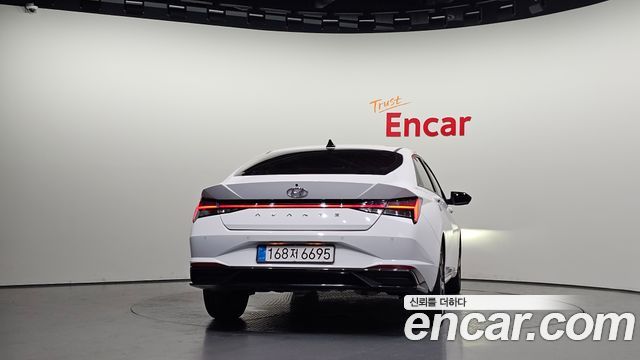 Hyundai AVANTE 2022 — photo 4