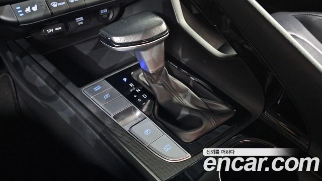 Hyundai AVANTE 2022 — photo 9