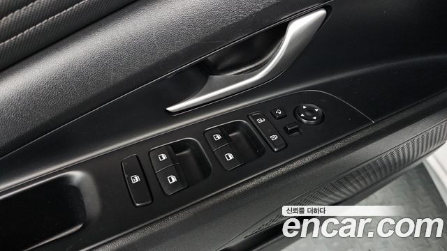 Hyundai AVANTE 2022 — photo 13