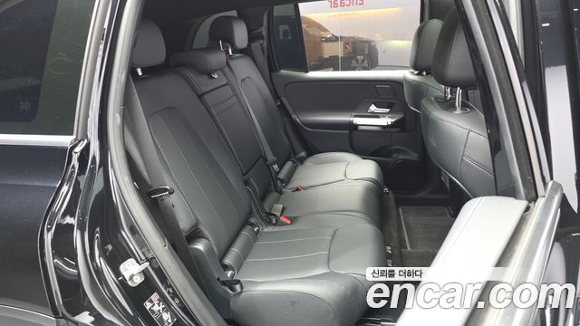 Mercedes-Benz EQB 2026 — photo 18