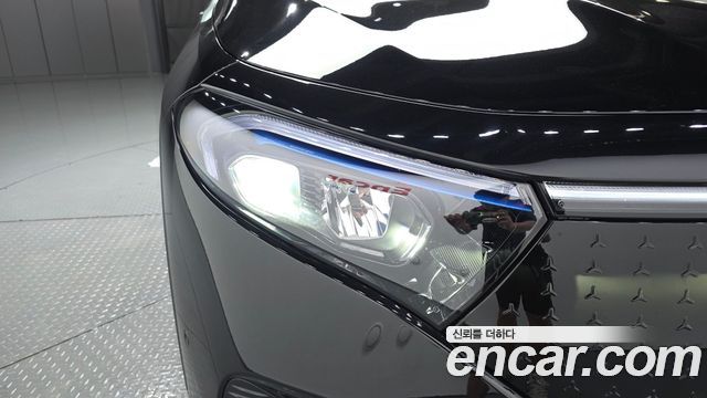 Mercedes-Benz EQB 2026 — photo 8