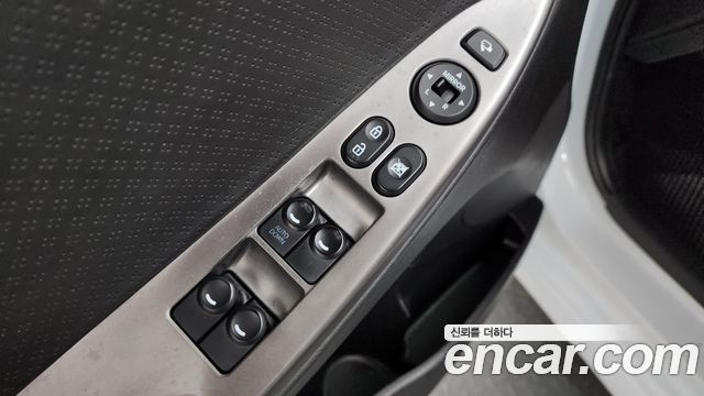 Hyundai Accent 2016 — photo 21