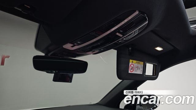 Porsche Cayenne 2023 — photo 33