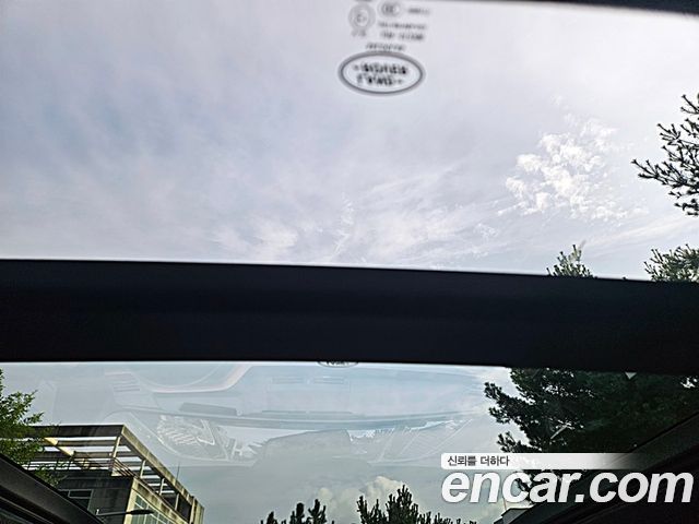 Land Rover Defender 2025 — photo 12