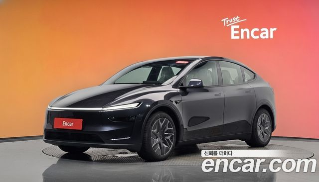 Tesla Model Y 2026 — photo 1