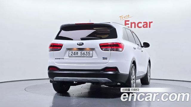 Kia Sorento 2015 — photo 4