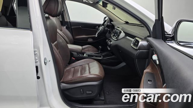 Kia Sorento 2015 — photo 17