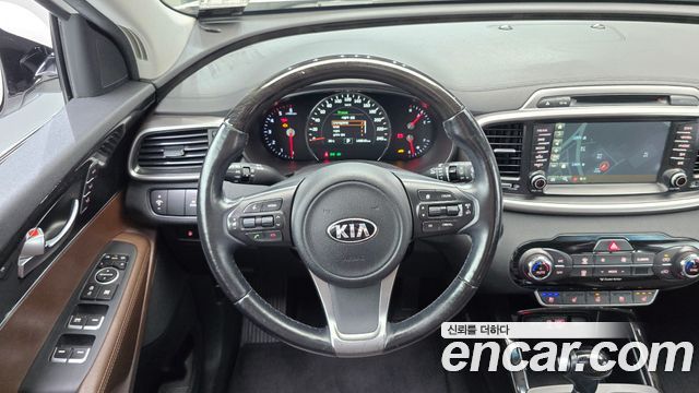 Kia Sorento 2015 — photo 19