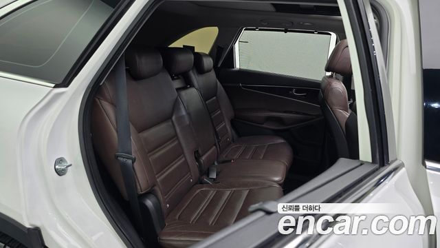 Kia Sorento 2015 — photo 16
