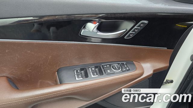 Kia Sorento 2015 — photo 28