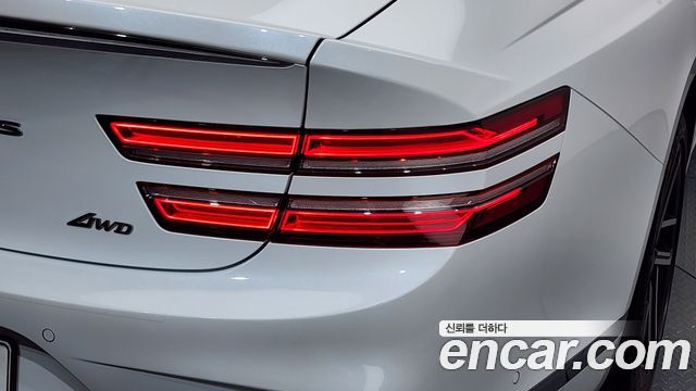 Genesis G80 2025 — photo 9