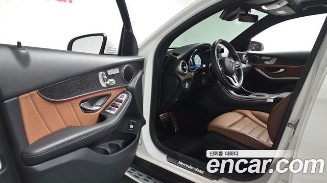 Mercedes-Benz GLC-Class 2020 — photo 13