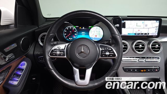 Mercedes-Benz GLC-Class 2020 — photo 19