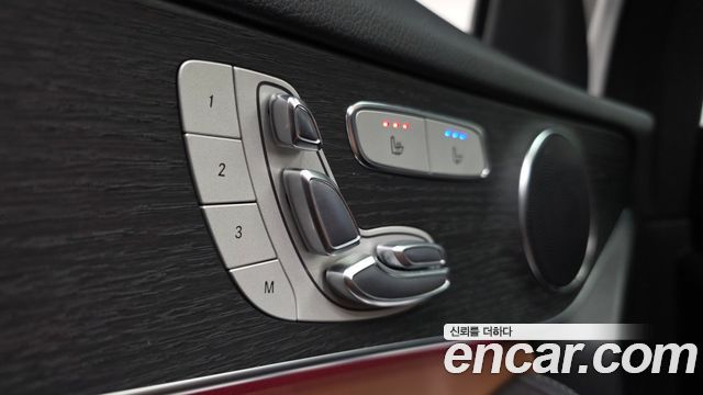 Mercedes-Benz GLC-Class 2020 — photo 25
