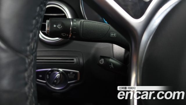 Mercedes-Benz GLC-Class 2020 — photo 35