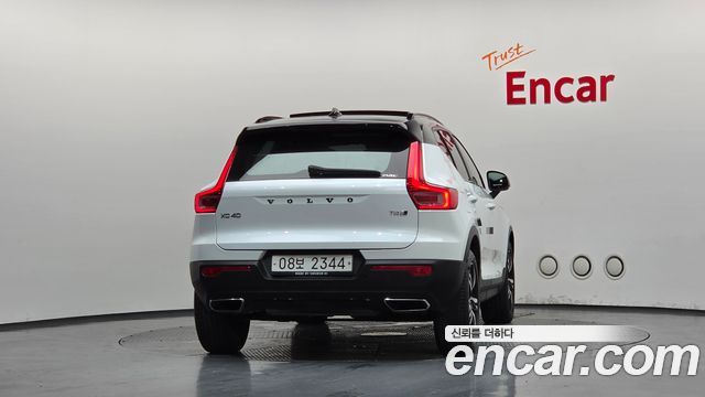 Volvo XC40 2019 — photo 4