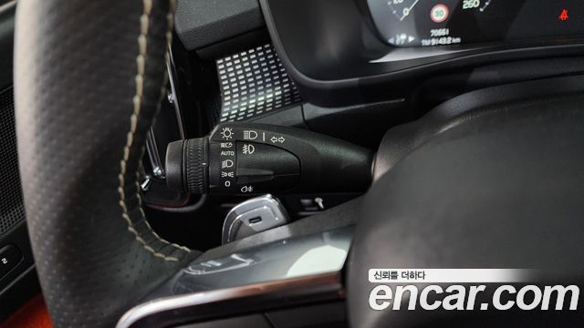 Volvo XC40 2019 — photo 22