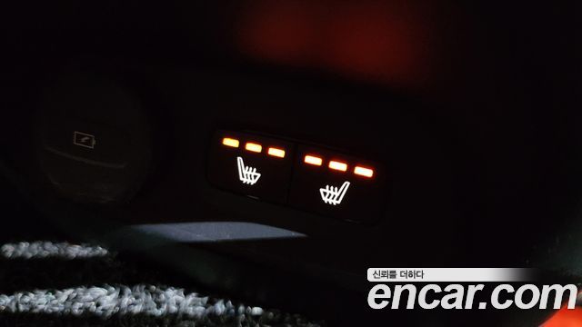 Volvo XC40 2019 — photo 25